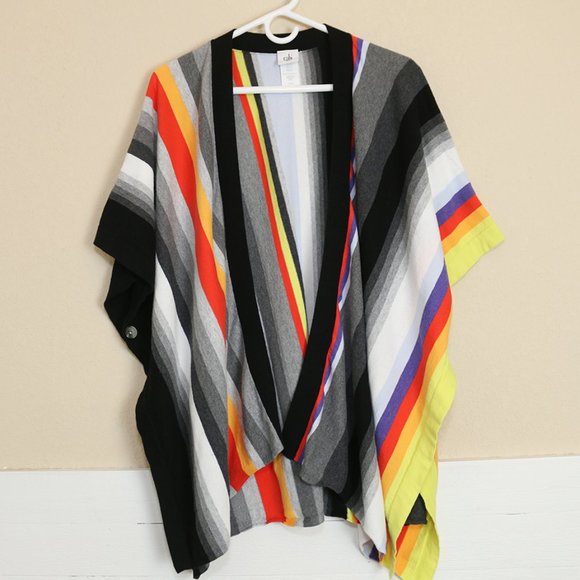CAbi‎ Black and Gray Shrug Sweater with Geometric Design - Picture 1 of 7
